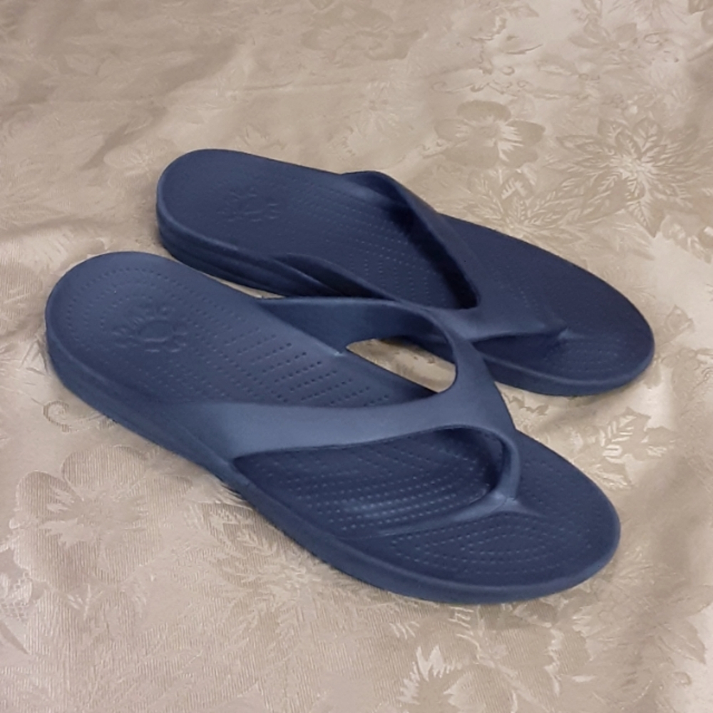 DAWGS Women's Sandals Flip Flops Size 9 Women's Color Blue